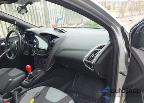 2014 Ford Focus St z USA, uszkodzony, nr VIN 1FADP3L96EL179360